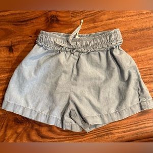 EUC Zara Lightweight Shorts 4-5